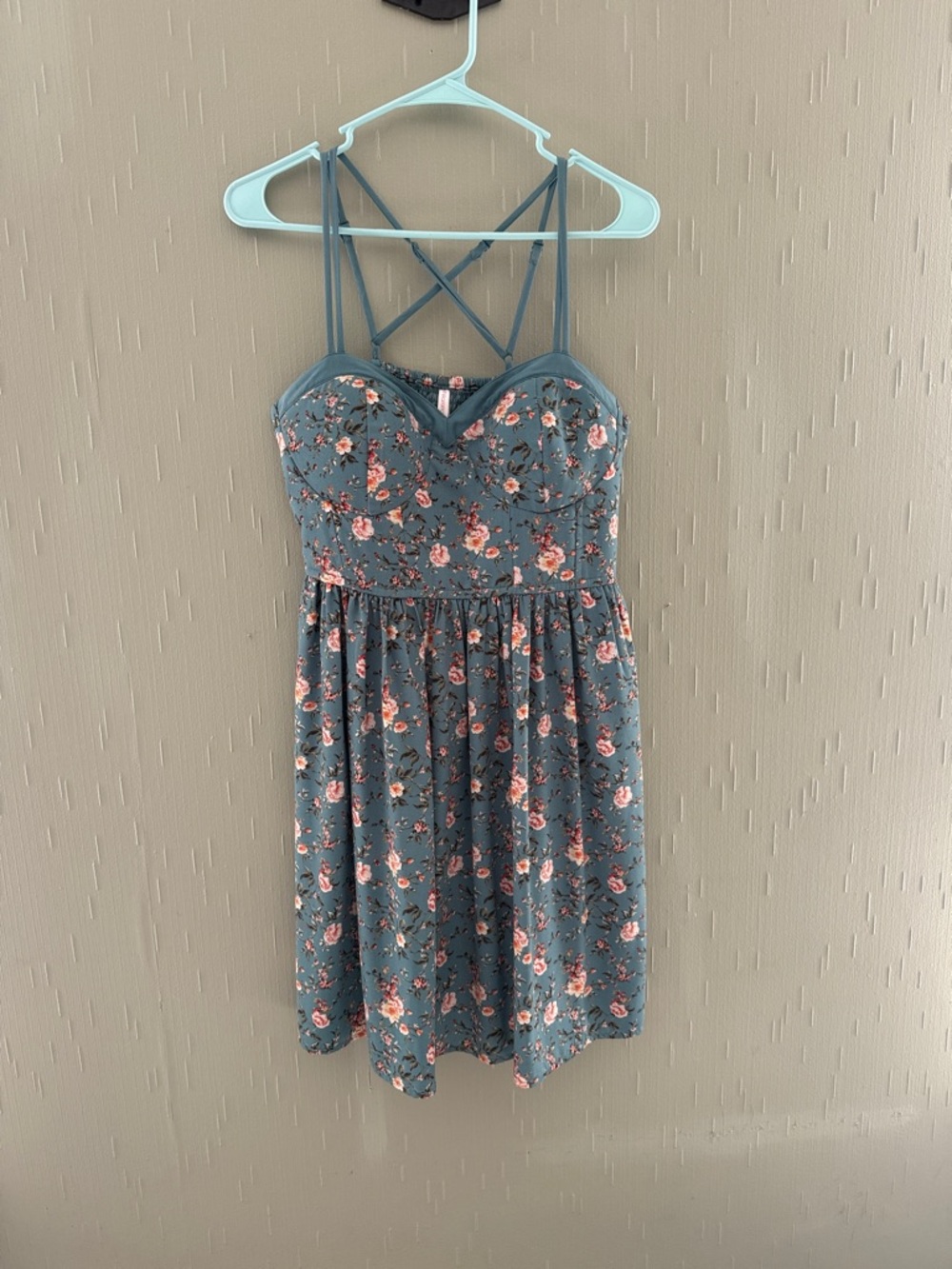 Xhilaration Teal Blue Floral Smocked Sweetheart Top